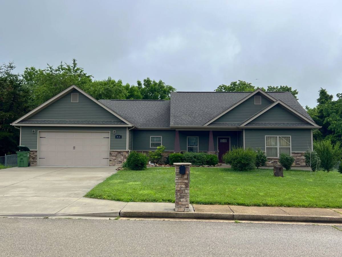 House for rent at 903 Oxford Dr, Rolla, MO 65401