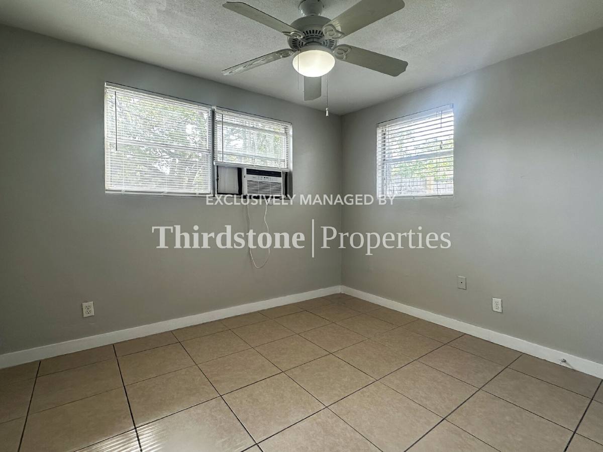 Apartment for rent at 1930 Park St #A, Atlantic Beach, FL 32233