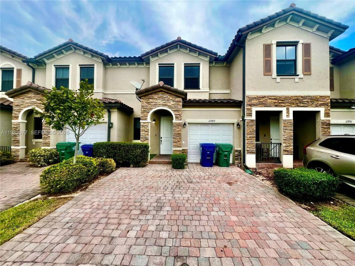 Townhouse for rent at 11989 SW 150th Place, Miami, FL 33196