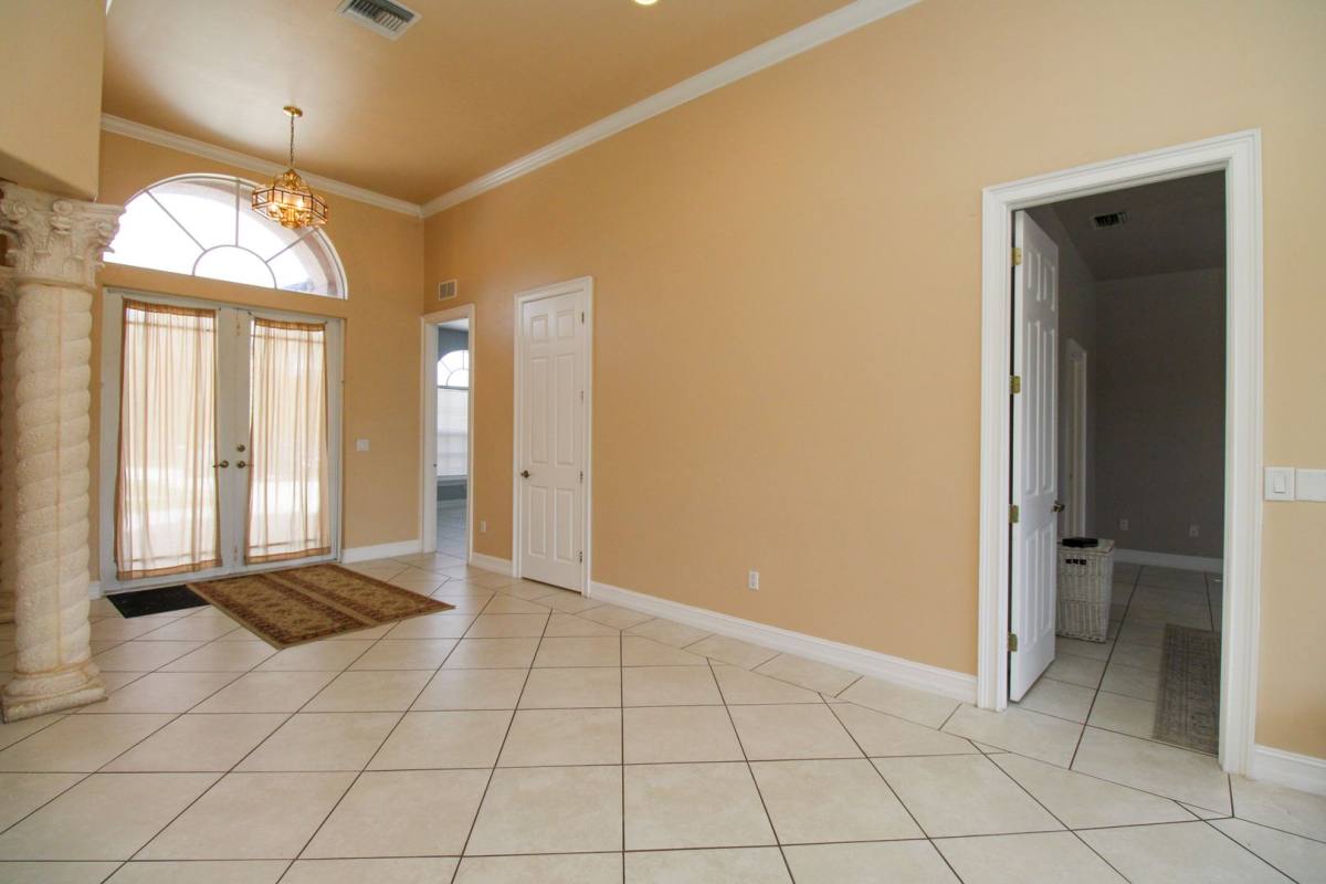 House for rent at 2310 2nd Ave SE, Naples, FL 34117