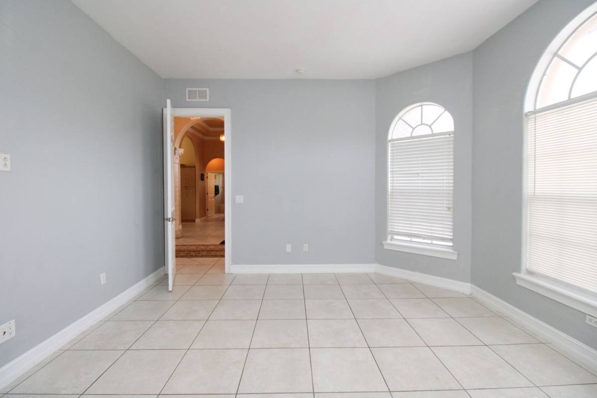 House for rent at 2310 2nd Ave SE, Naples, FL 34117