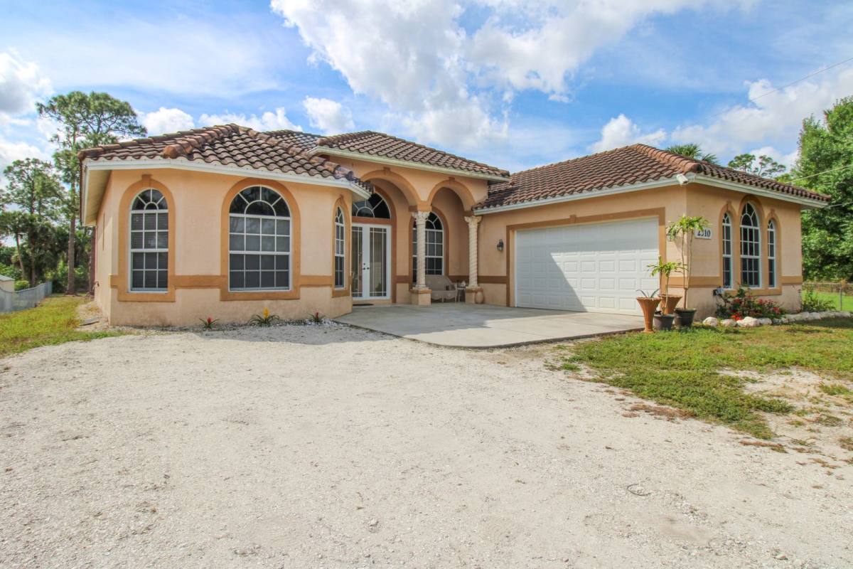 House for rent at 2310 2nd Ave SE, Naples, FL 34117