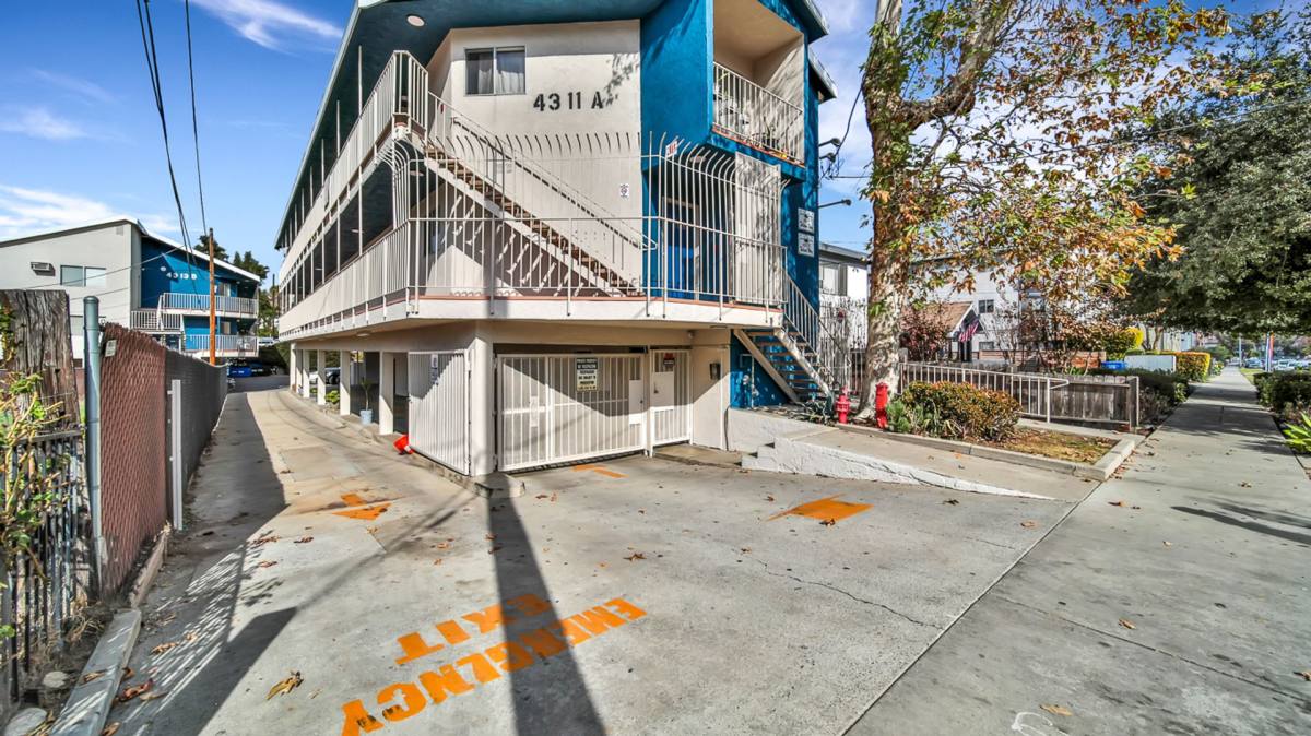 Apartment for rent at 4311-4313 Toland Way, Los Angeles, CA 90041