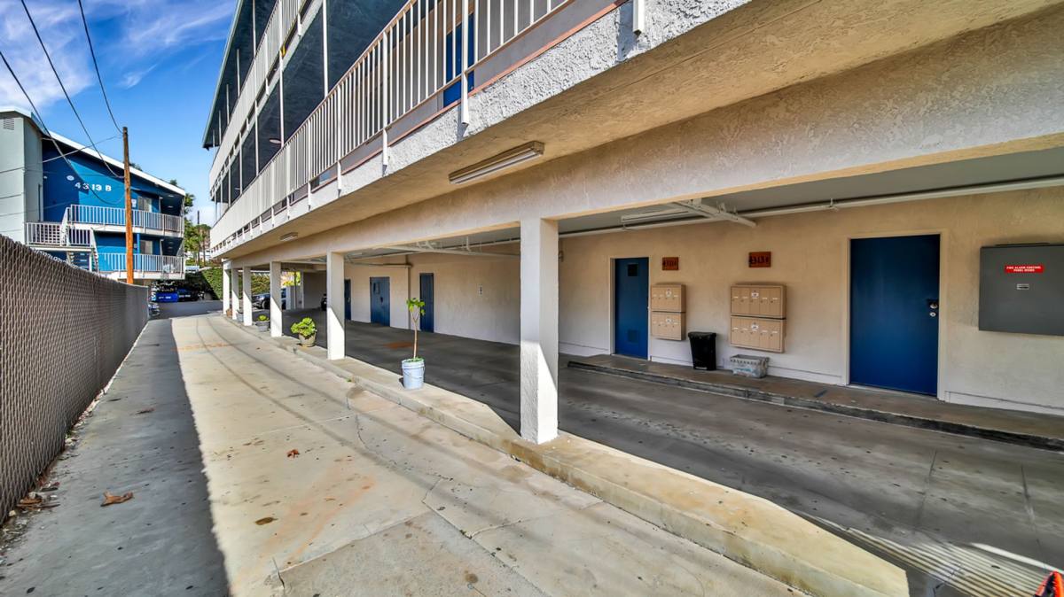 Apartment for rent at 4311-4313 Toland Way, Los Angeles, CA 90041