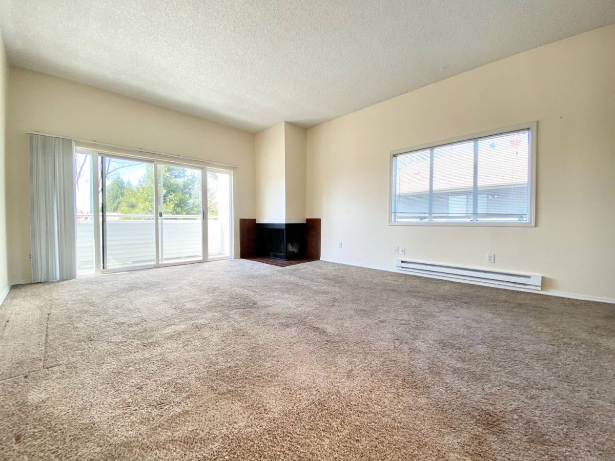 Apartment for rent at 804 Market St, Kirkland, WA 98033