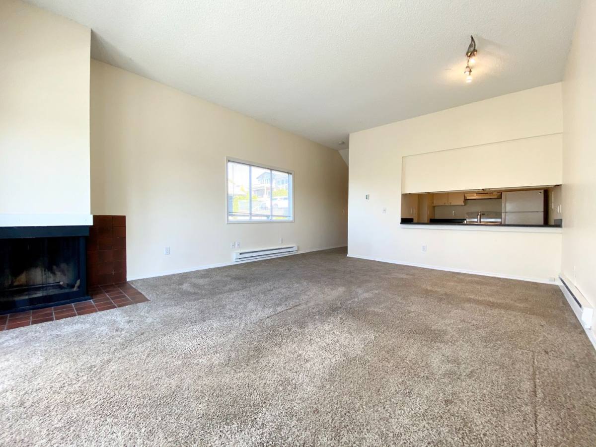 Apartment for rent at 804 Market St, Kirkland, WA 98033