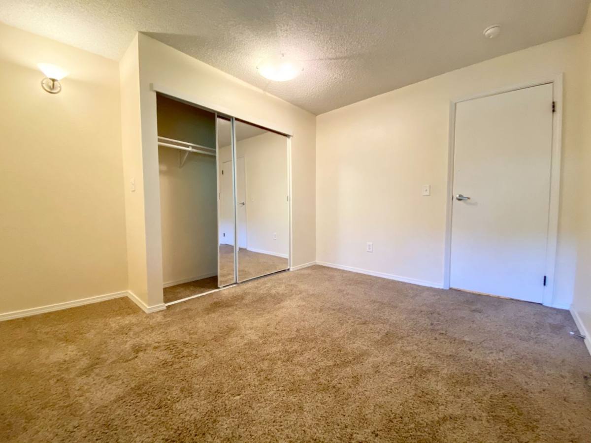Apartment for rent at 804 Market St, Kirkland, WA 98033