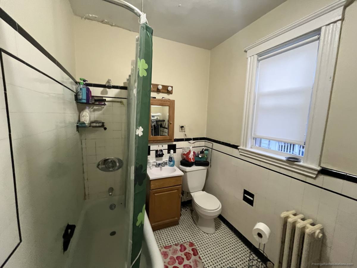 Apartment for rent at 1140 River St #2R, Hyde Park, MA 02136