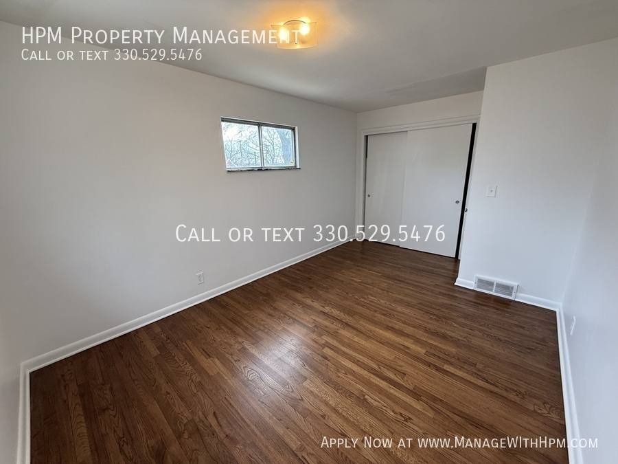 House for rent at 15 W York St, Akron, OH 44310