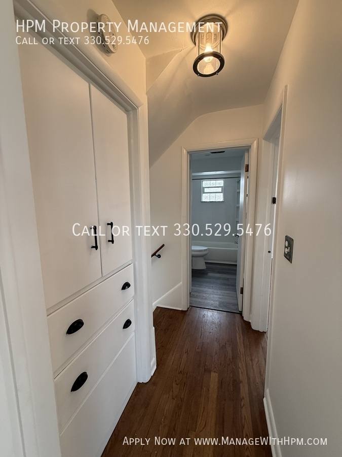 House for rent at 15 W York St, Akron, OH 44310