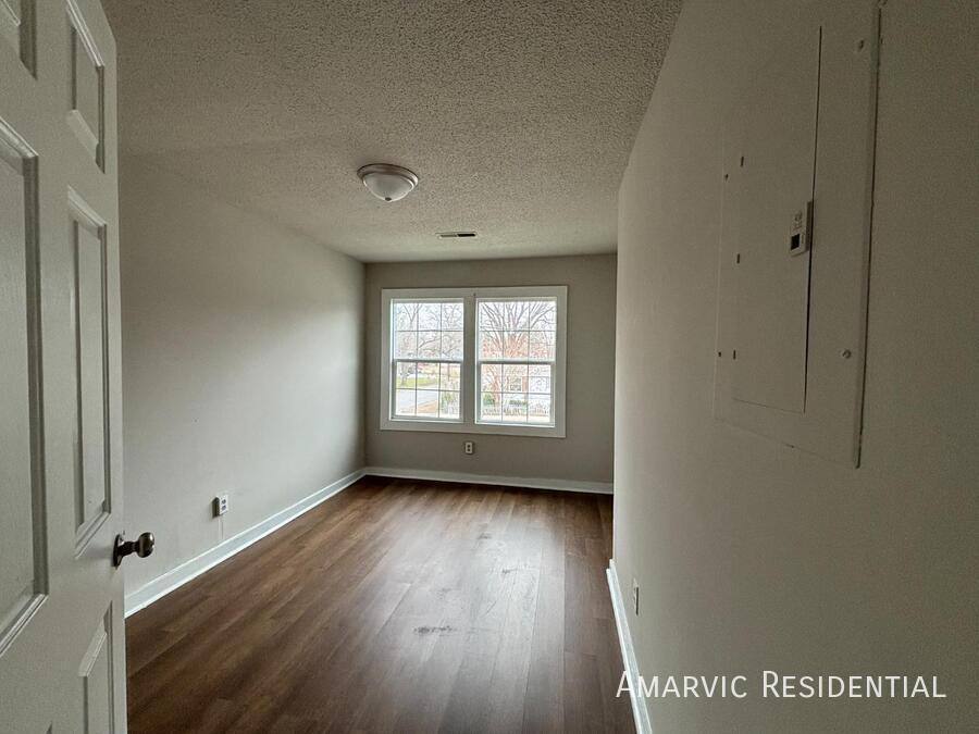 Townhouse for rent at 656 Dr Martin Luther King Jr Blvd #8, Kinston, NC 28501