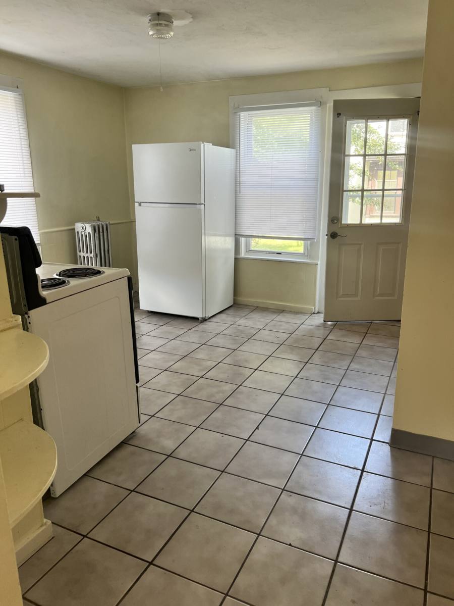 House for rent at 103 Main St, Woburn, MA 01801