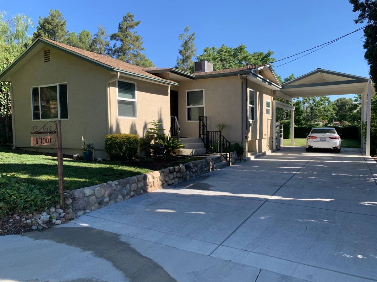 House for rent at 17001 Forrest St, Canyon Country, CA 91351