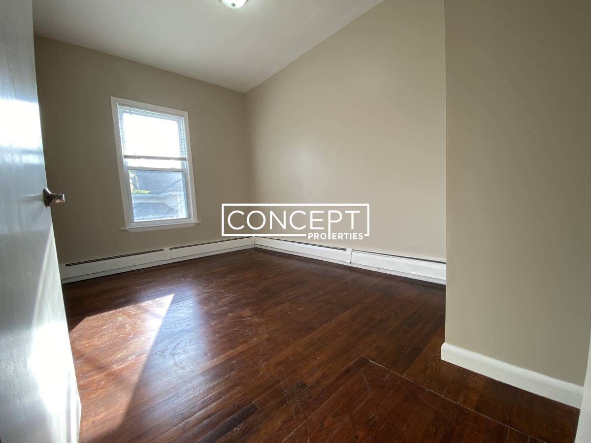 Apartment for rent at 119 George St #2, Roxbury, MA 02119