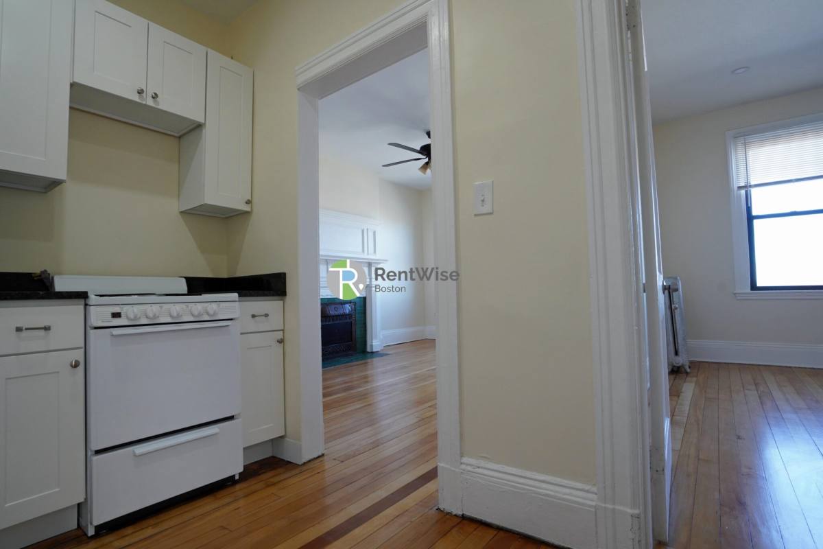 Apartment for rent at 1212 Commonwealth Ave #9, Allston, MA 02134