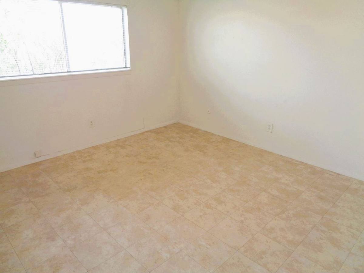 House for rent at 3028 E Glen Dr, El Paso, TX 79936