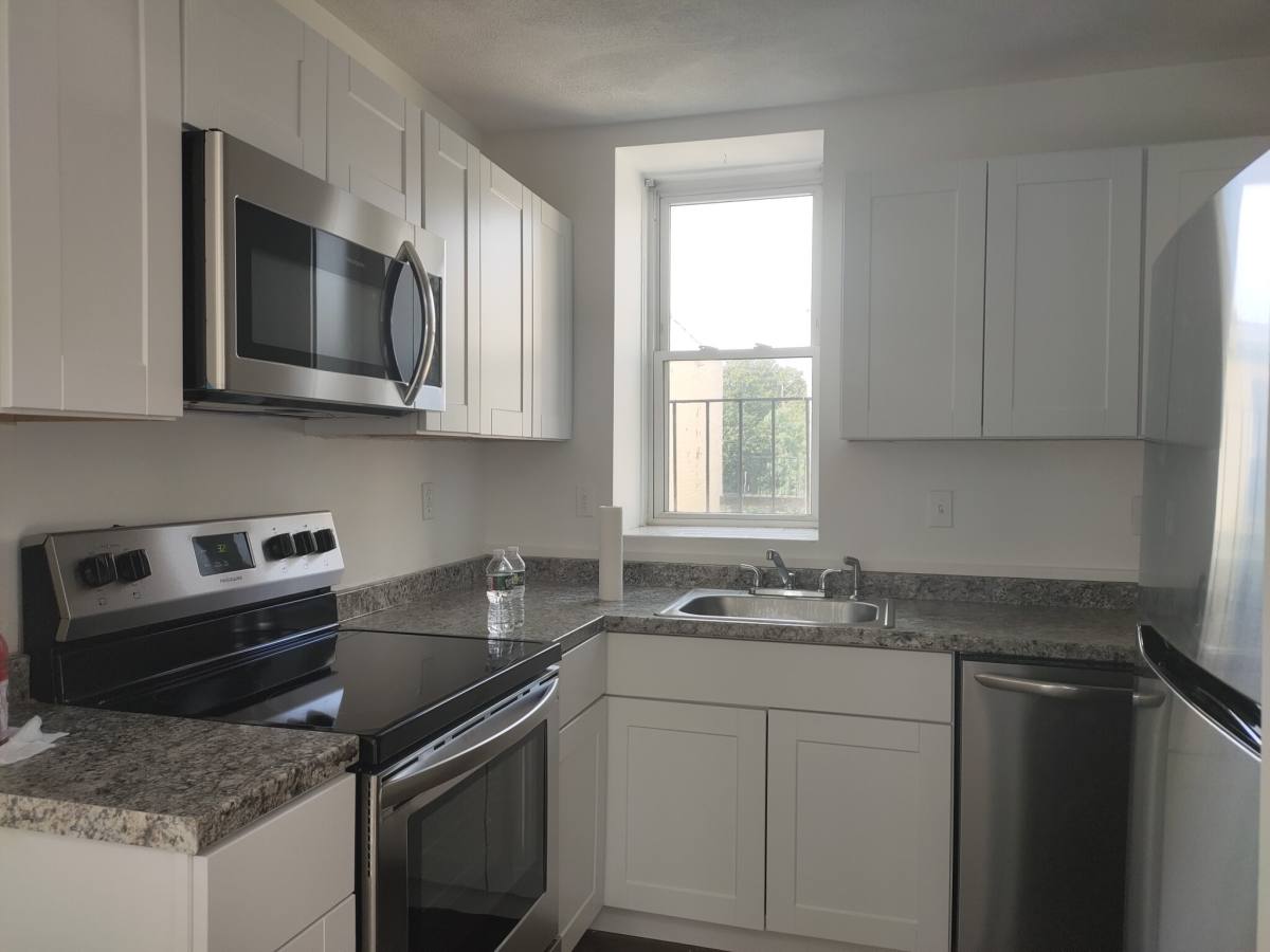 Apartment for rent at 1411 Commonwealth Ave #501, Brighton, MA 02135