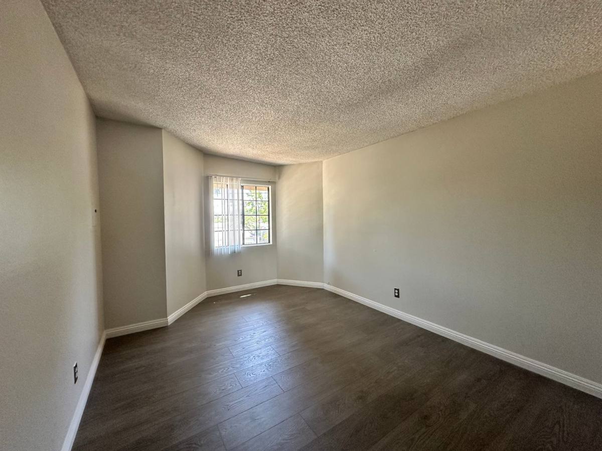Apartment for rent at 7519-7543 Vassar Ave, Canoga Park, CA 91303