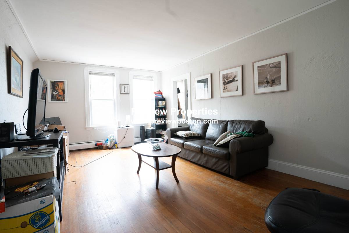 Apartment for rent at 32 Gordon St #3P, Allston, MA 02134