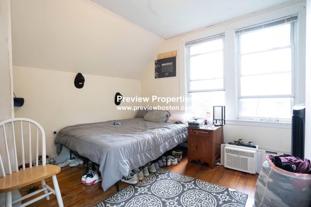 Apartment for rent at 32 Gordon St #3P, Allston, MA 02134