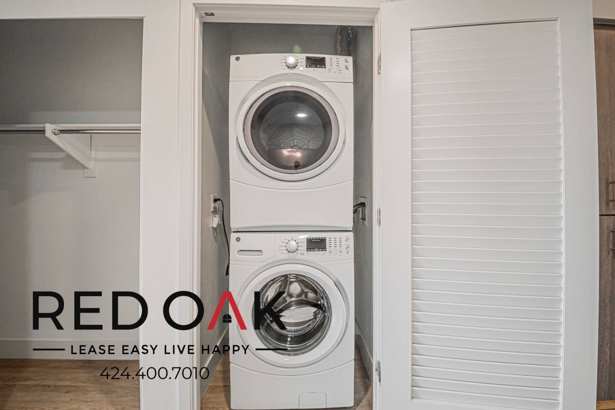 Condo for rent at 1331 W 7th St #610, Los Angeles, CA 90017
