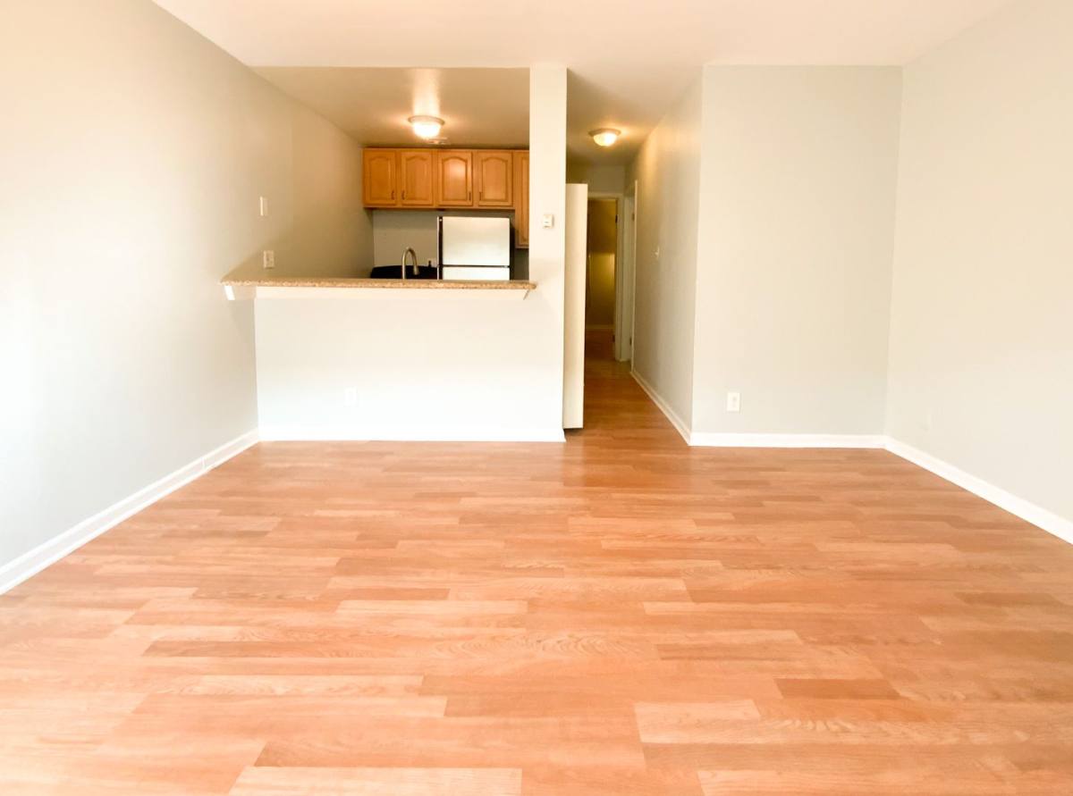 Apartment for rent at 3025 Park Blvd, Oakland, CA 94610