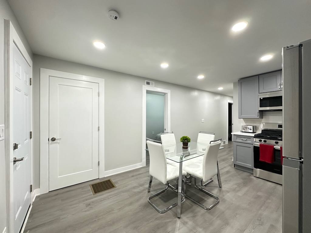 Apartment for rent at 1935 Grand #8Q, Chicago, IL 60622