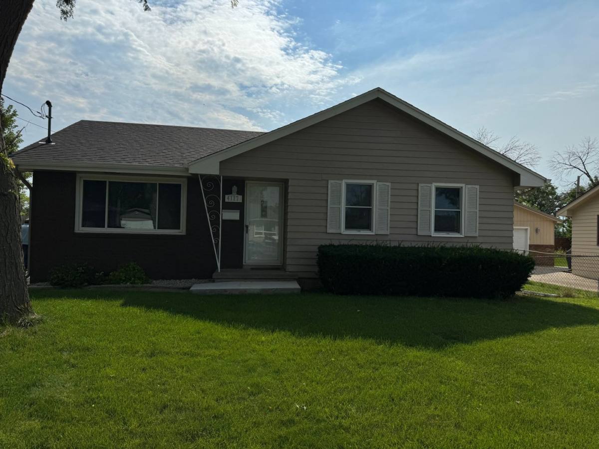 House for rent at 4117 64th St, Urbandale, IA 50322