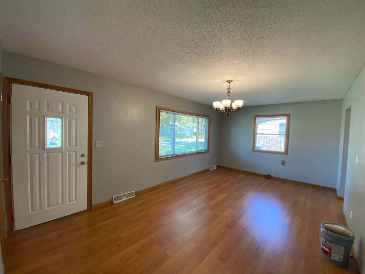 House for rent at 4117 64th St, Urbandale, IA 50322