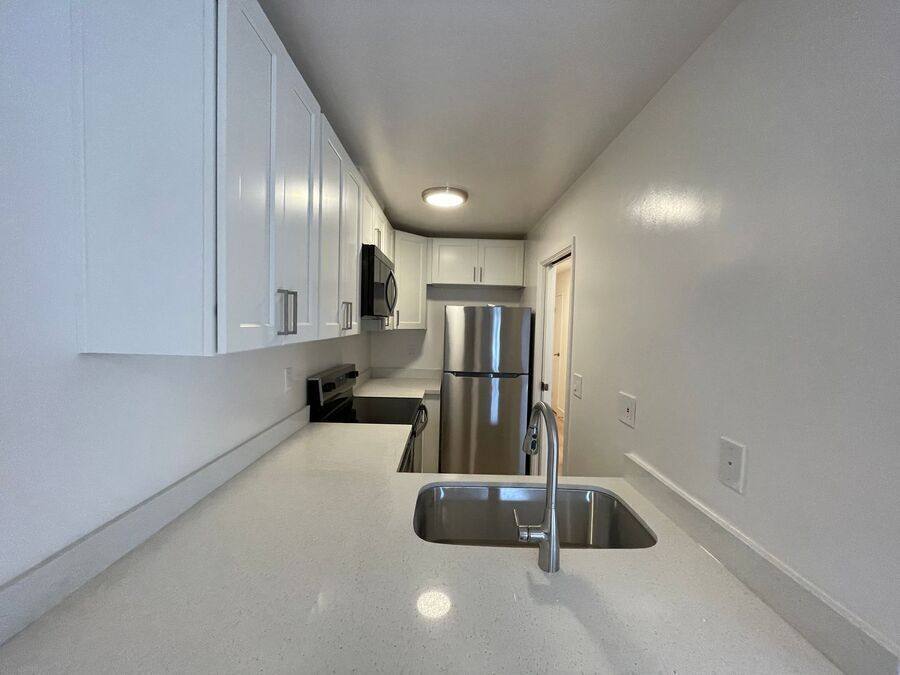 Apartment for rent at 2309 Blake St #309, Berkeley, CA 94704