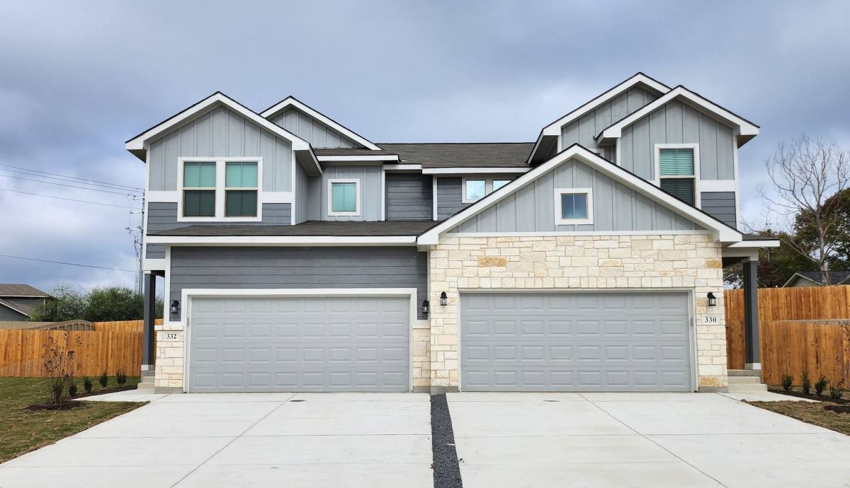 Townhouse for rent at 332 Caleb Court, Cibolo, TX 78108