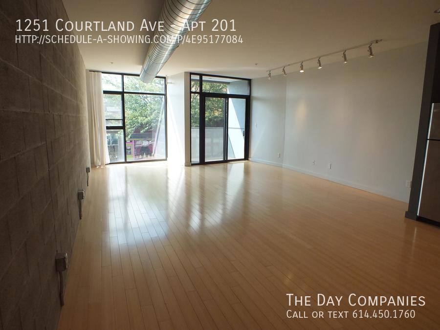 Apartment for rent at 1251 Courtland Ave #201, Columbus, OH 43201