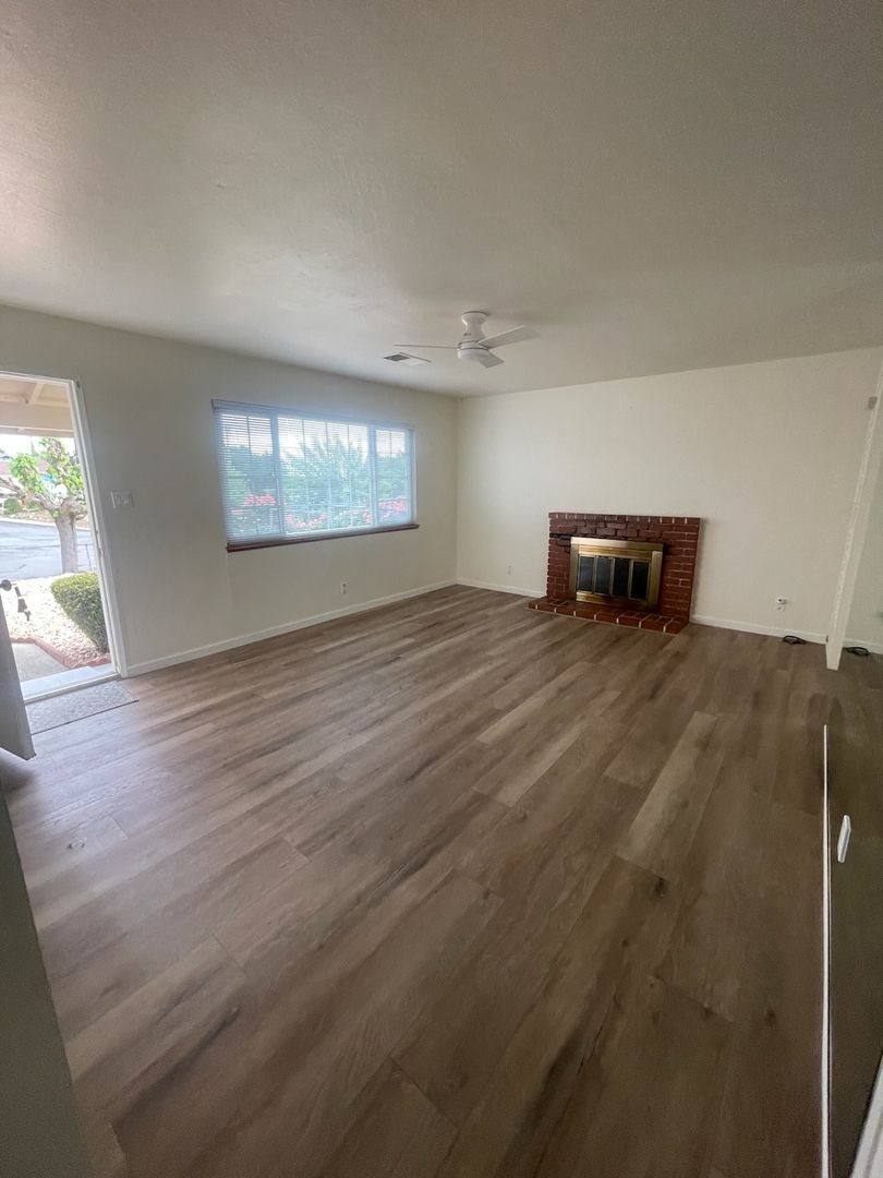 Apartment for rent at 300 Swan Way, Vallejo, CA 94589