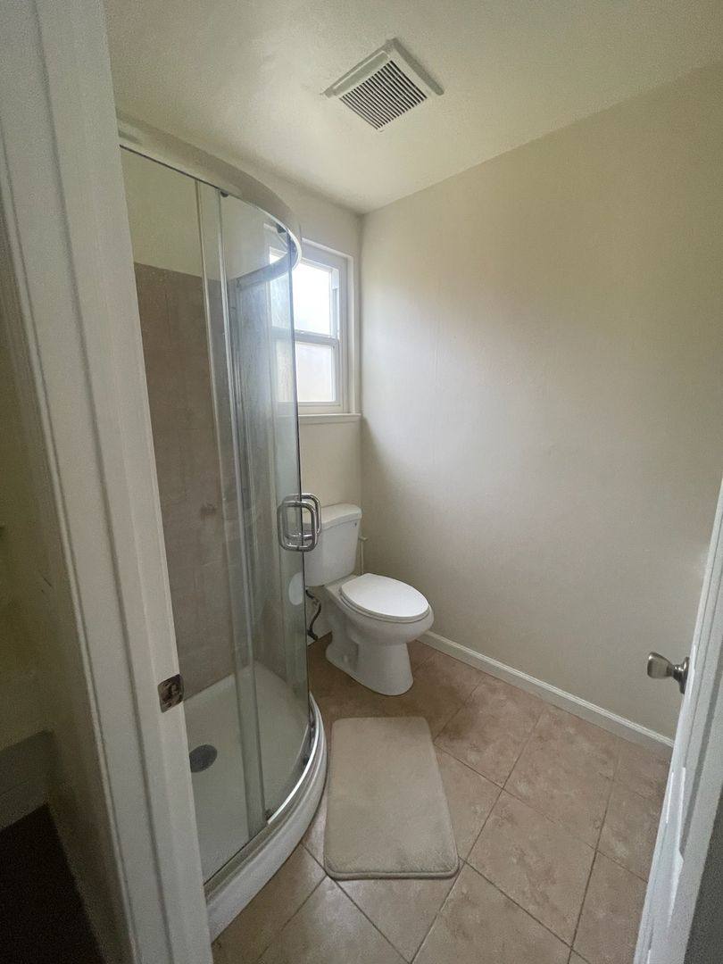 Apartment for rent at 300 Swan Way, Vallejo, CA 94589