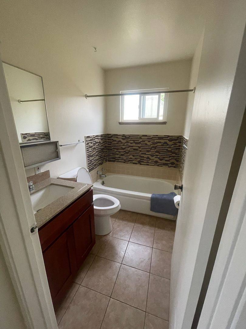 Apartment for rent at 300 Swan Way, Vallejo, CA 94589