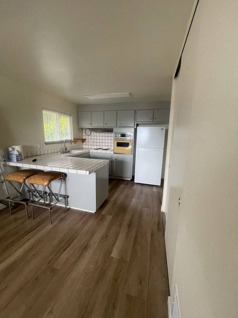 Apartment for rent at 300 Swan Way, Vallejo, CA 94589