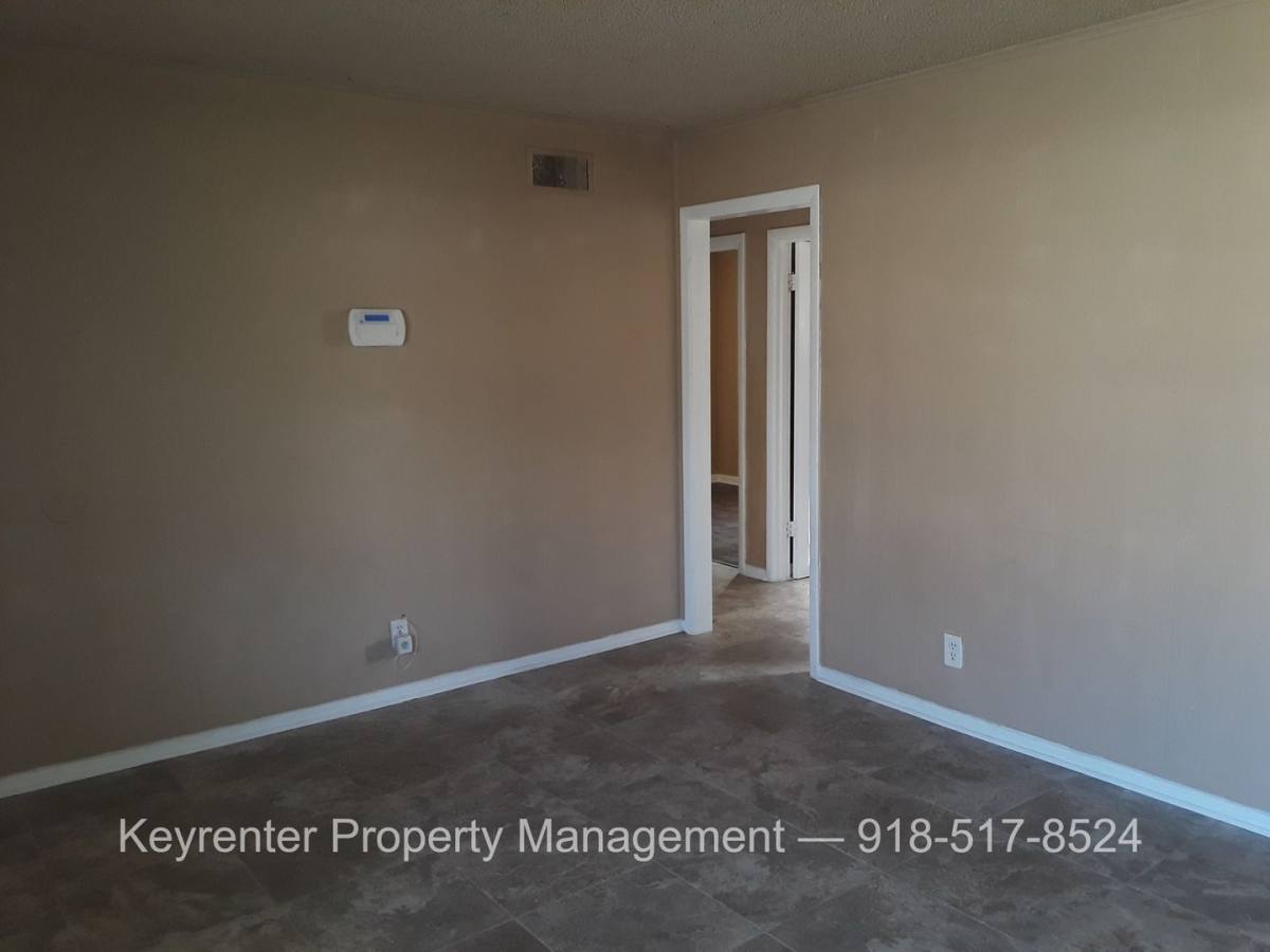 House for rent at 636 E 49th Place N, Tulsa, OK 74126