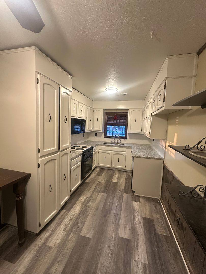 House for rent at 5107 Briarcliff Dr, Northport, AL 35473