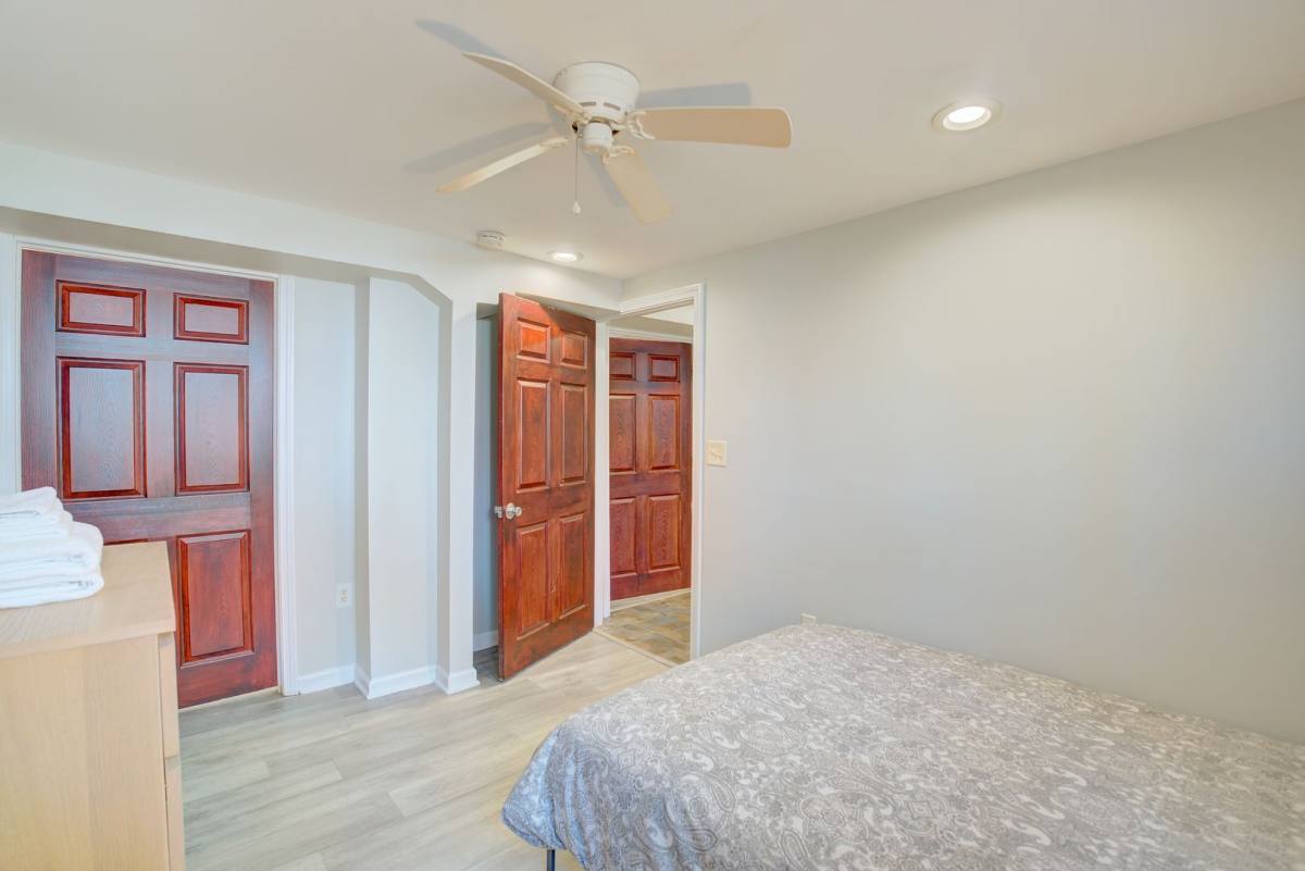 Apartment for rent at 317 Willow St, New Haven, CT 06511