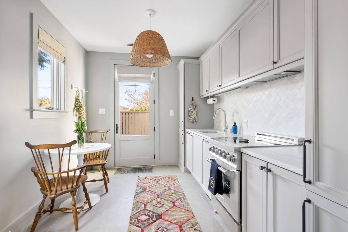 House for rent at 36 10th Ave, Charleston, SC 29403