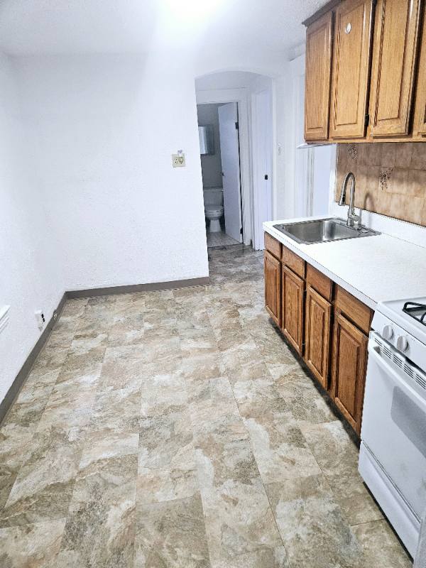Apartment for rent at 23 Union St #2, Carteret, NJ 07008