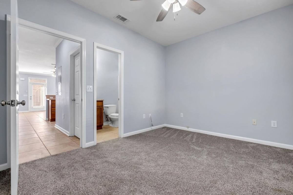 Condo for rent at 2400 Fred Smith Rd, Tallahassee, FL 32303