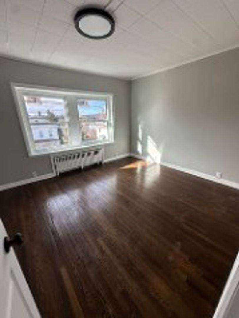Apartment for rent at 177 Hart St, New Britain, CT 06052