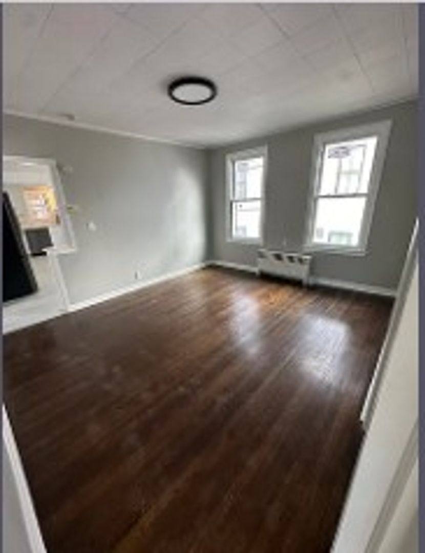 Apartment for rent at 177 Hart St, New Britain, CT 06052