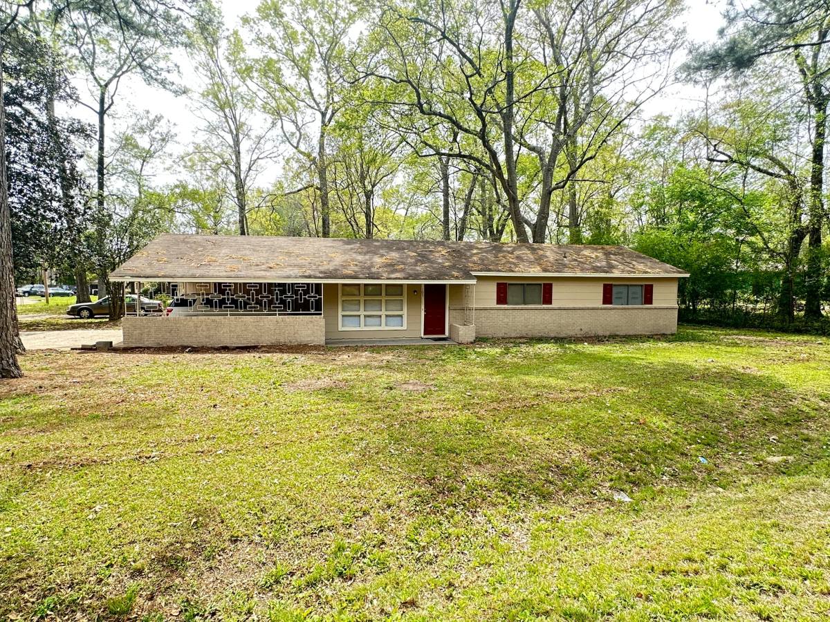 House for rent at 103 Sykes Park Circle, Jackson, MS 39212