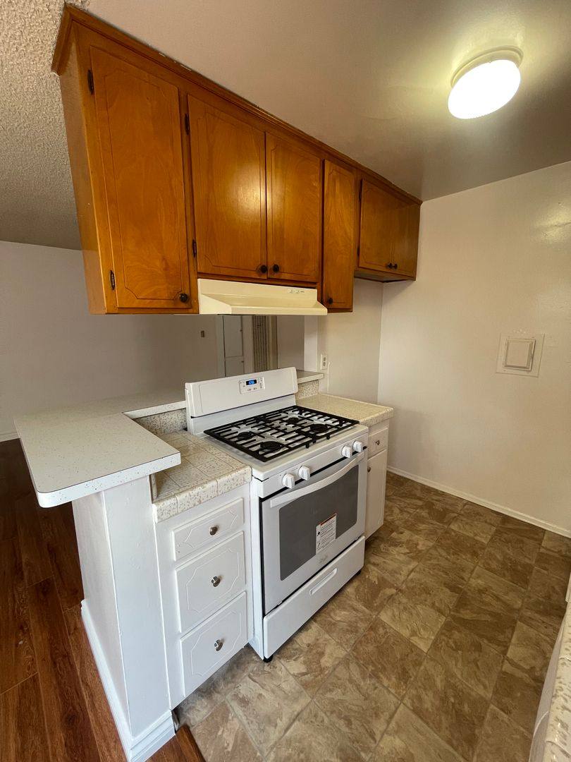 Apartment for rent at 3670 Keystone Ave, Los Angeles, CA 90034