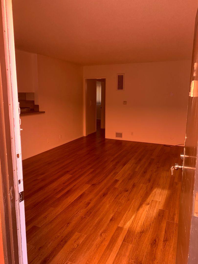 Apartment for rent at 3670 Keystone Ave, Los Angeles, CA 90034