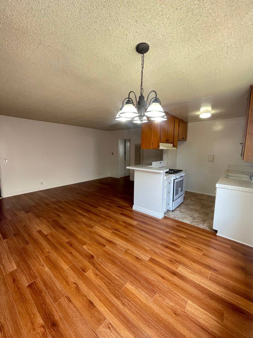 Apartment for rent at 3670 Keystone Ave, Los Angeles, CA 90034