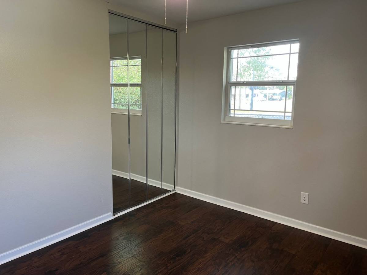 House for rent at 423 SE Country Club Rd, Lake City, FL 32025