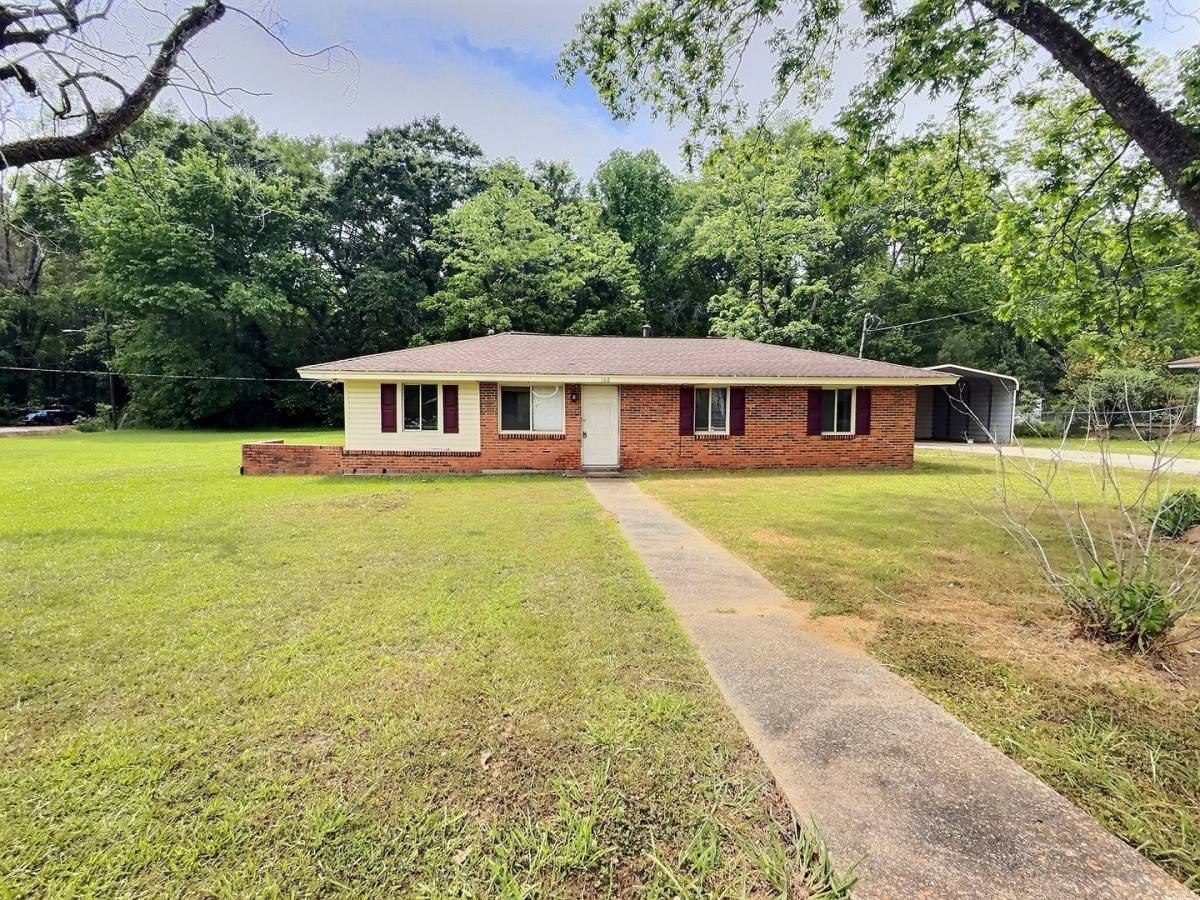 House for rent at 168 Grovewood Court, Montgomery, AL 36108